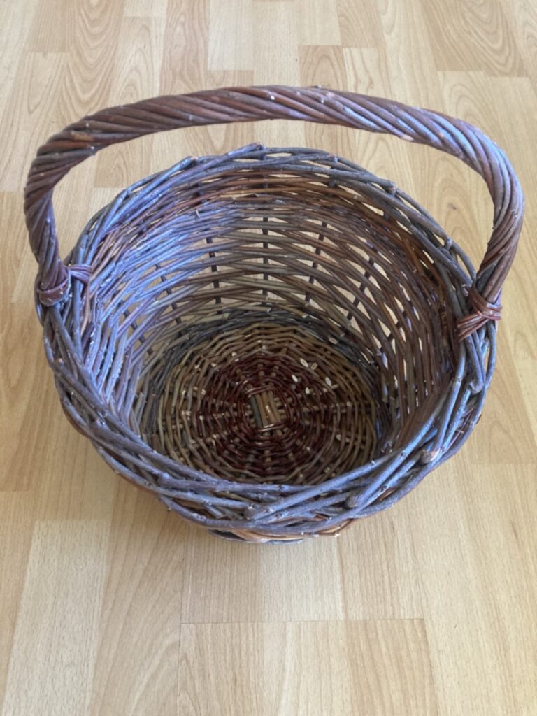 close up of hoop handle made of twisted willow